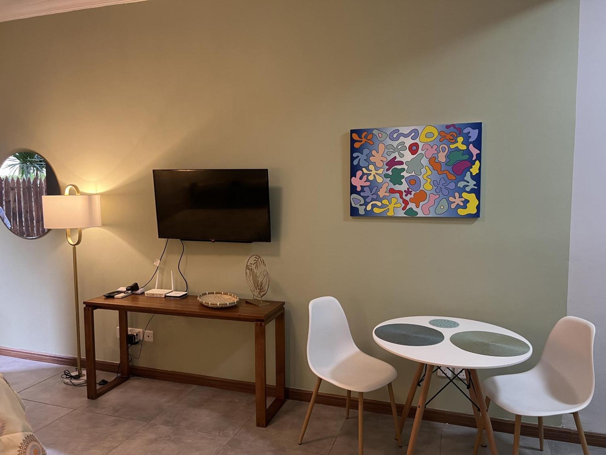 Newly Renovated Studio Apartment With Rooftop Pool, Few Steps To The Beach Flic-en-Flacq Екстериор снимка